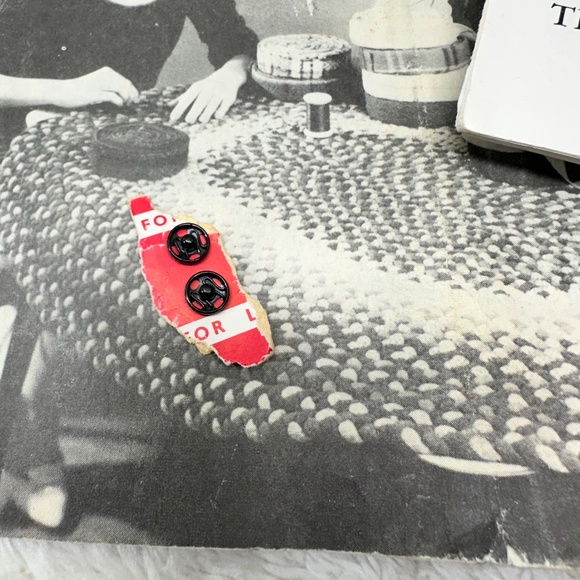 Vintage Rug Braiding Braid-Aid Instructions, braidkins, and Vari-Folders - Picture 6 of 10